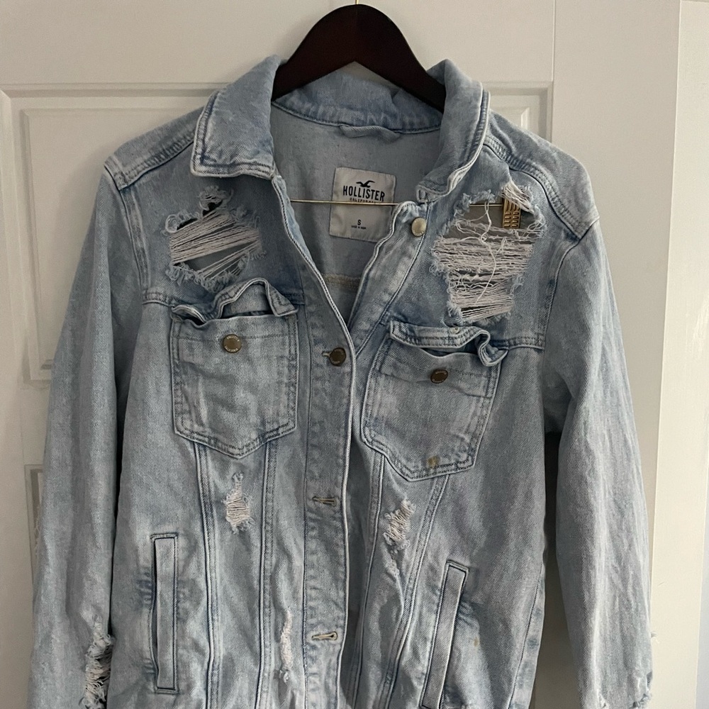 HOLLiSTER DEMIN JEAN JACKET distressed